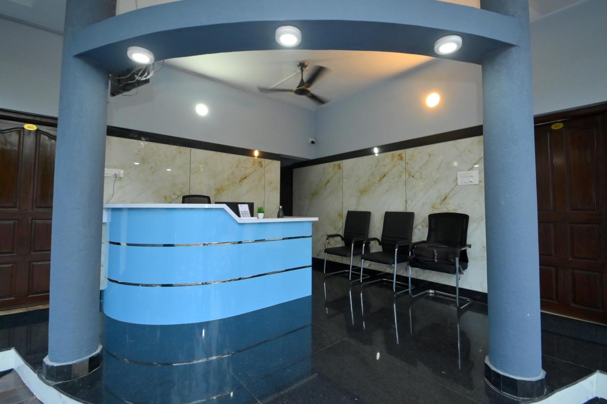 Canara Vibes Mavalli Exterior photo