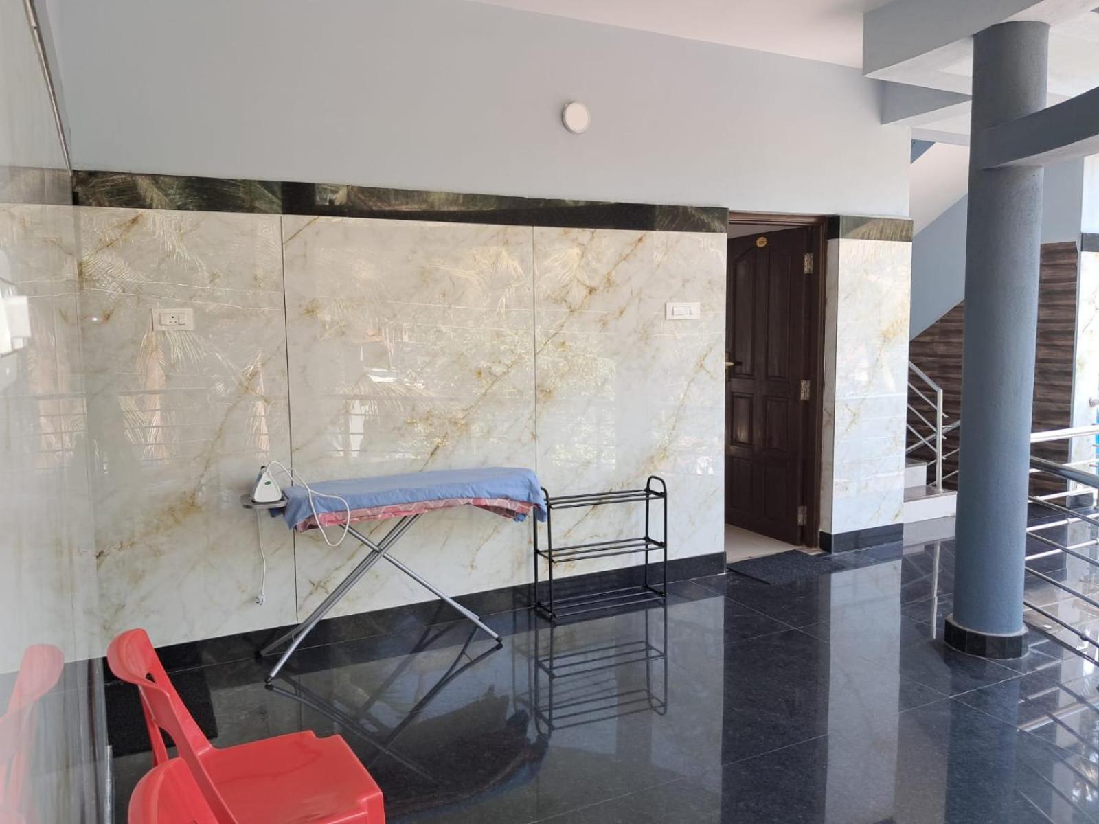 Canara Vibes Mavalli Exterior photo